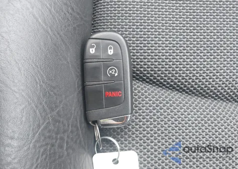 2018 Fiat 500X Trekking Awd из США, поврежденный, VIN ZFBCFYCBXJP718951